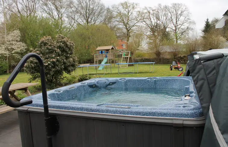 De hottub in de avond