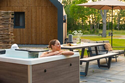 Roodewoud: 16 vakantiewoningen met jacuzzi in Drenthe
